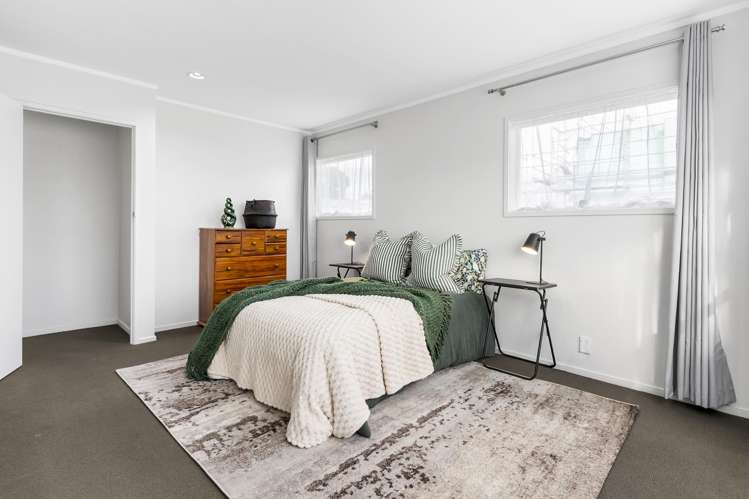 6 Hellyers Street Birkdale_18