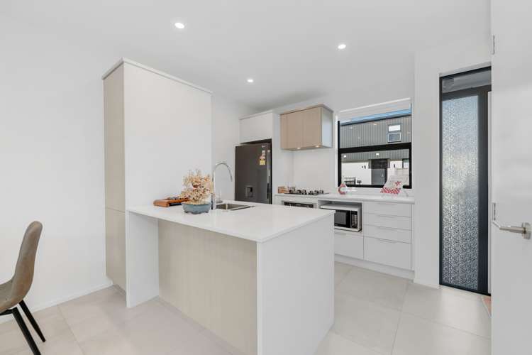 16 Rorida Lane Flat Bush_29