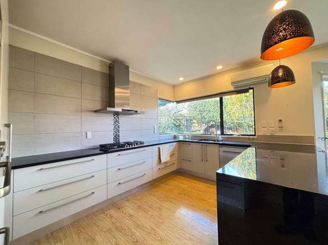 7 Rochester Crescent Somerville_3