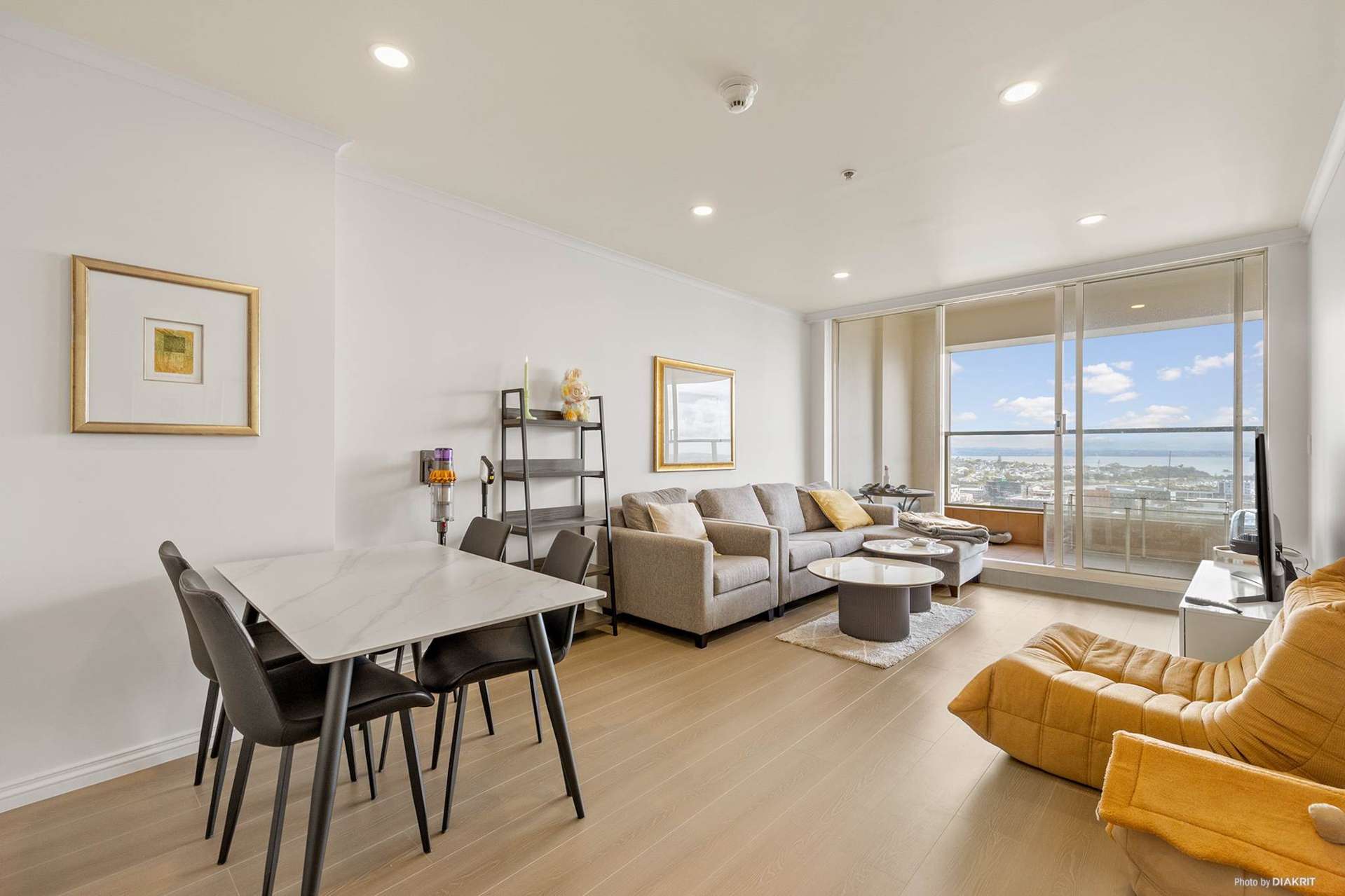 2403/8 Albert Street City Centre_0