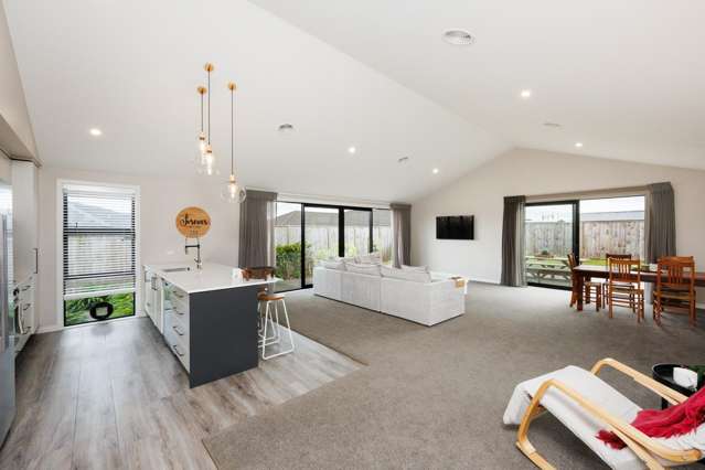 4 Sardinia Grove Fitzherbert_3