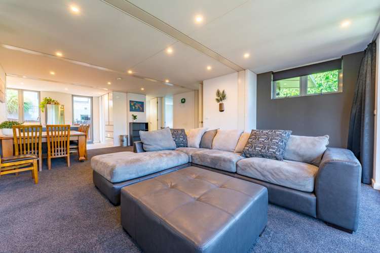 34 Hill View Crescent Highfield_6