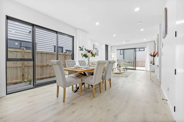 4 Sagitta Drive Flat Bush_16