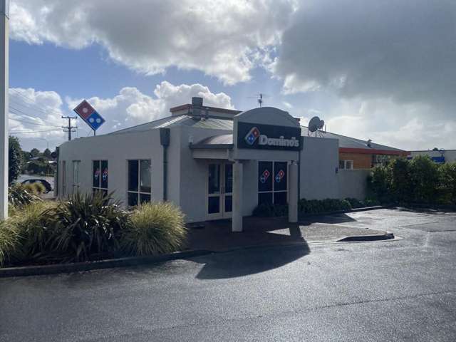 Red Beach Retail &ndash; ex Domino&rsquo;s pizza