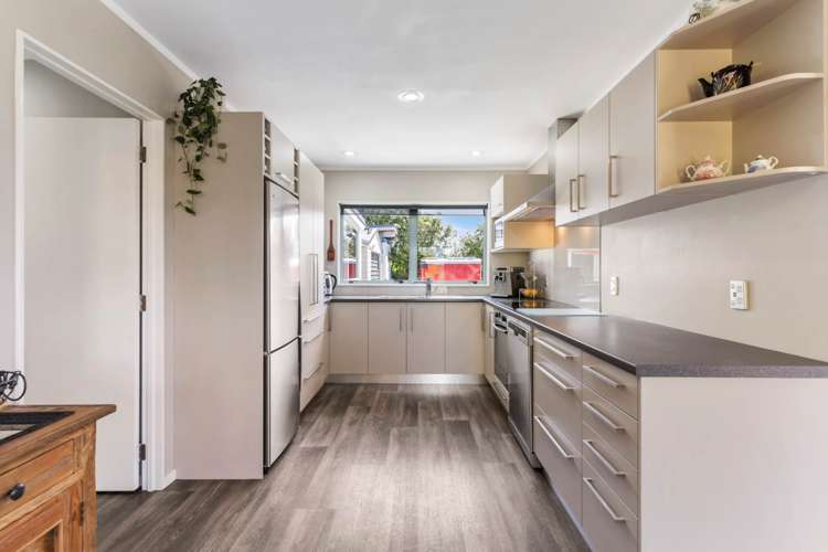 72 Westhead Road Pollok_17