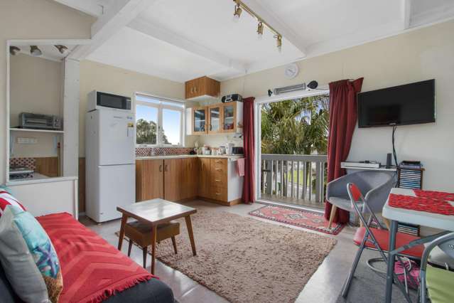 54 Athenree Road Athenree_2