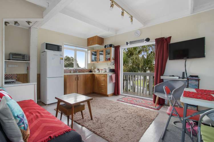 54 Athenree Road Athenree_8