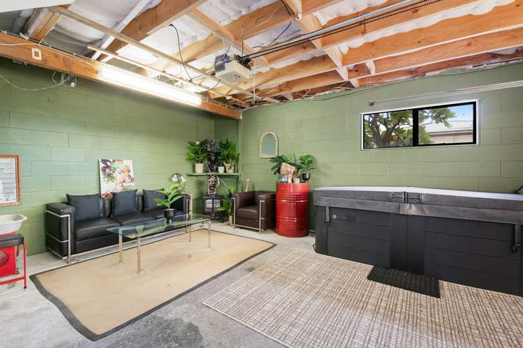 61 Polkinghorne Drive Manly_23