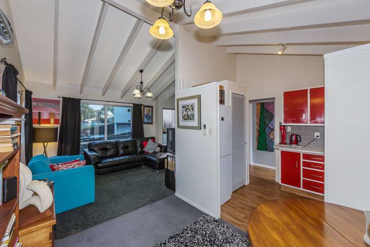 2/46 Chippendale Crescent Birkdale_7