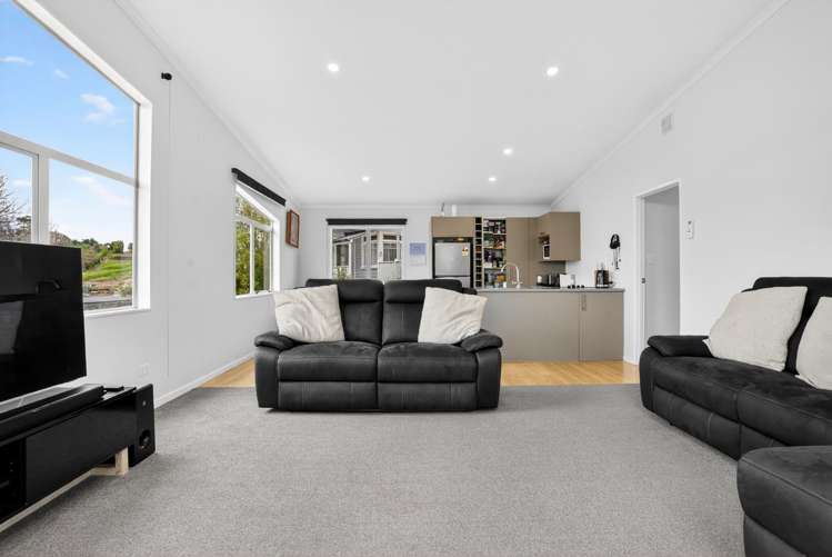 16 Settlement Road Kaiwaka_8