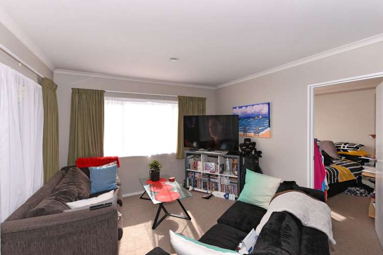 2/54 Seymour Avenue The Brook_5