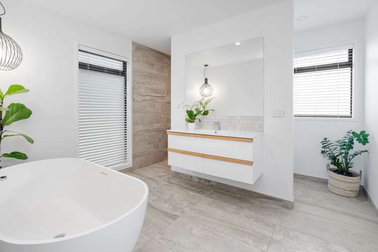 39 Karanui Road Kamo_13