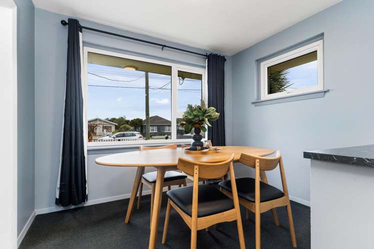 439 Pages Road Aranui_5