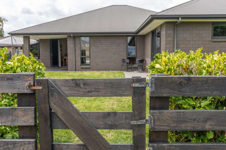 25 Aquila Crescent Rototuna North_18