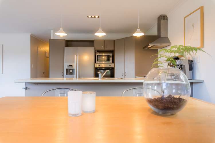 85 Laingholm Drive Laingholm_6