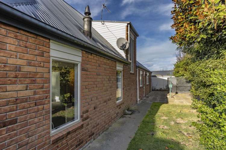 37 Farnborough Street_5