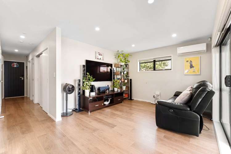 10b Kaimai Avenue Massey_6