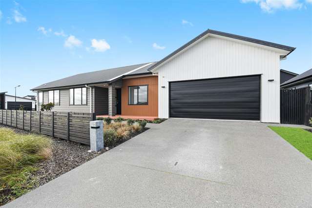 24 Athier Avenue Chartwell_1