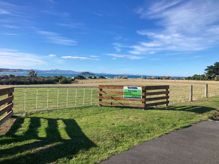 11 Otuarae Drive Taieri Beach_5