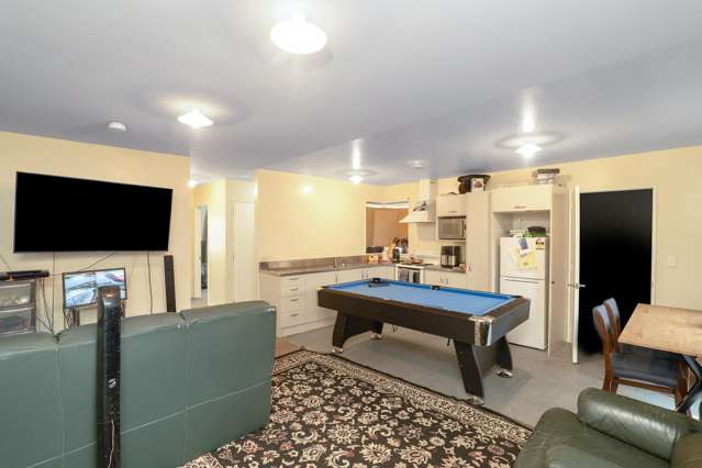 18e Defoe Place Waltham_1