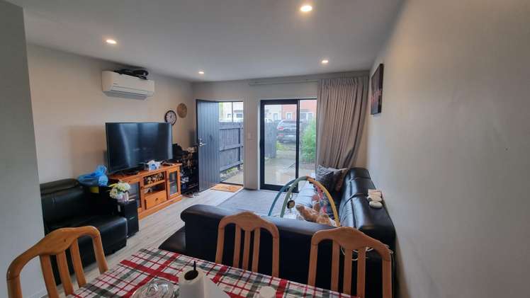 42/137 Hall Avenue 10683_2