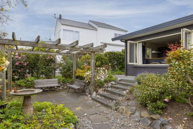 5B Awanui Street Hilltop_24