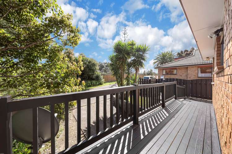 2/1 Claude Brookes Drive Henderson_12