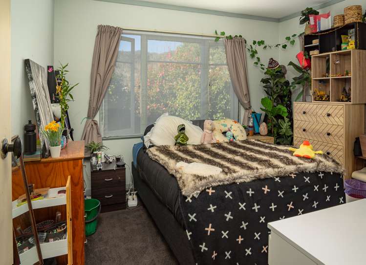 222 Saint Vincent Street Toi Toi_8