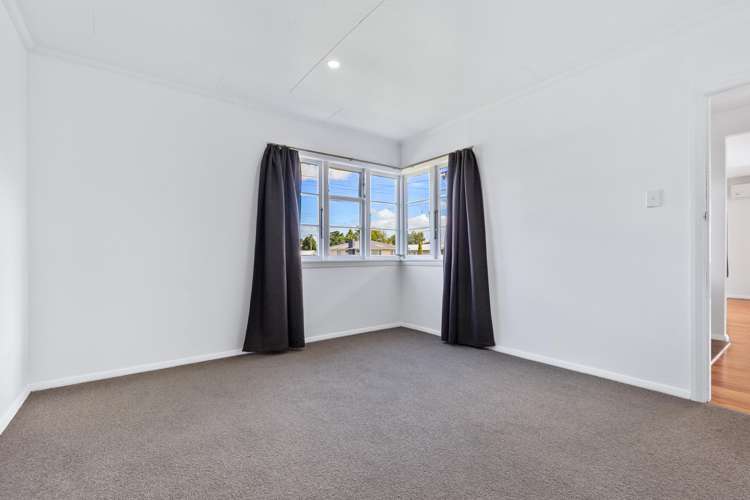 58 Parker Avenue Levin_7