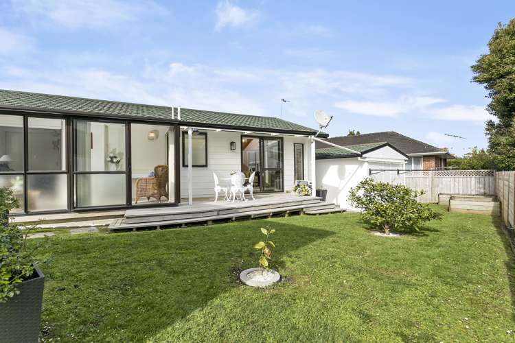 2/7 Dominion Street Takapuna_12