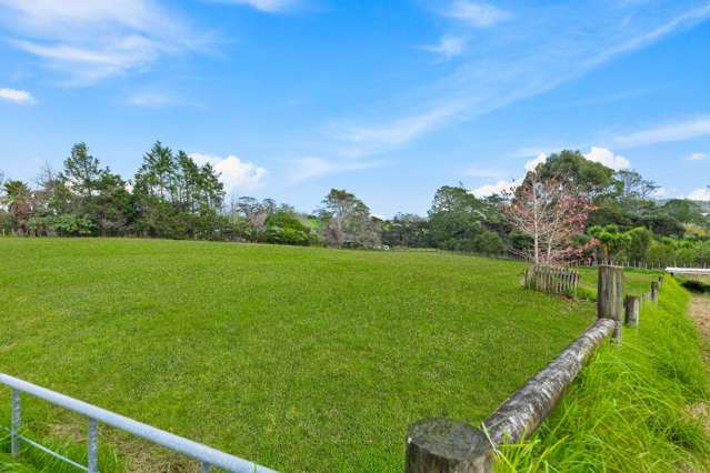 112 Sanders Road Paremoremo_3