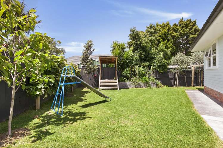 5 Roby Street Te Atatu Peninsula_14