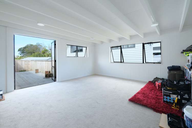 72 Smythe Road Henderson_5