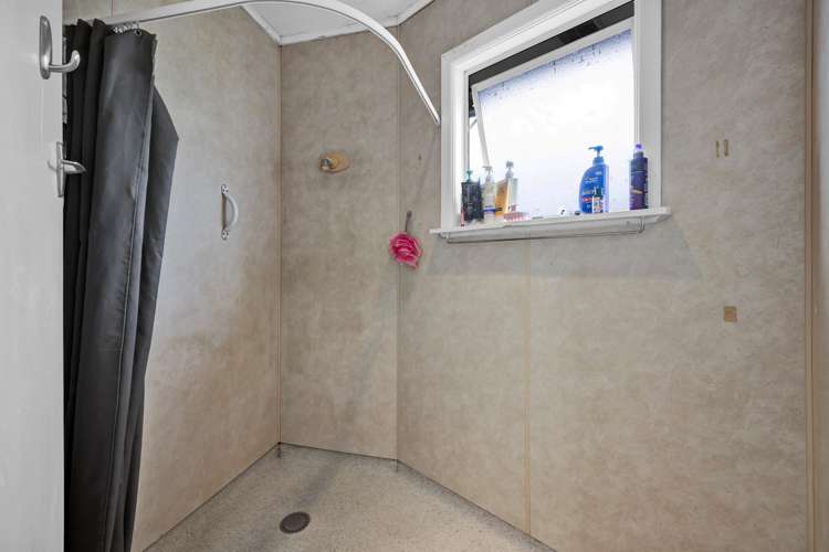 19 Galt Street Hawera_12