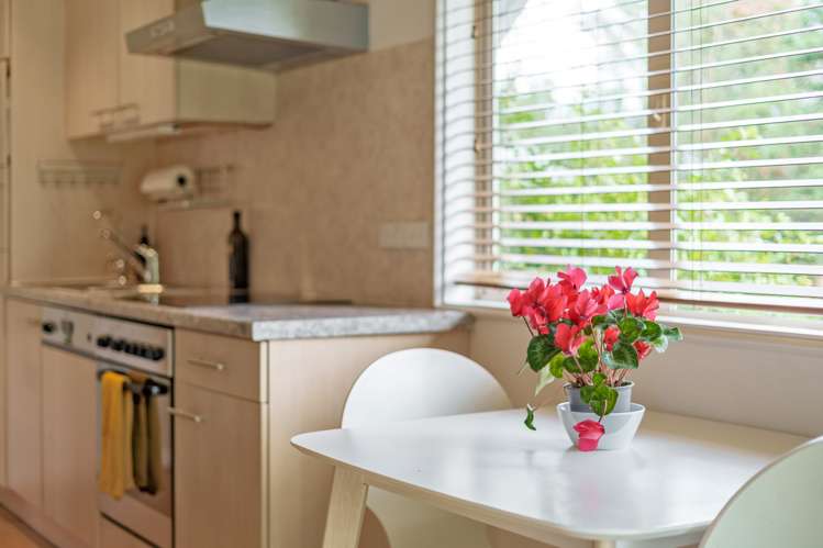 49 Charles Street Carterton_11