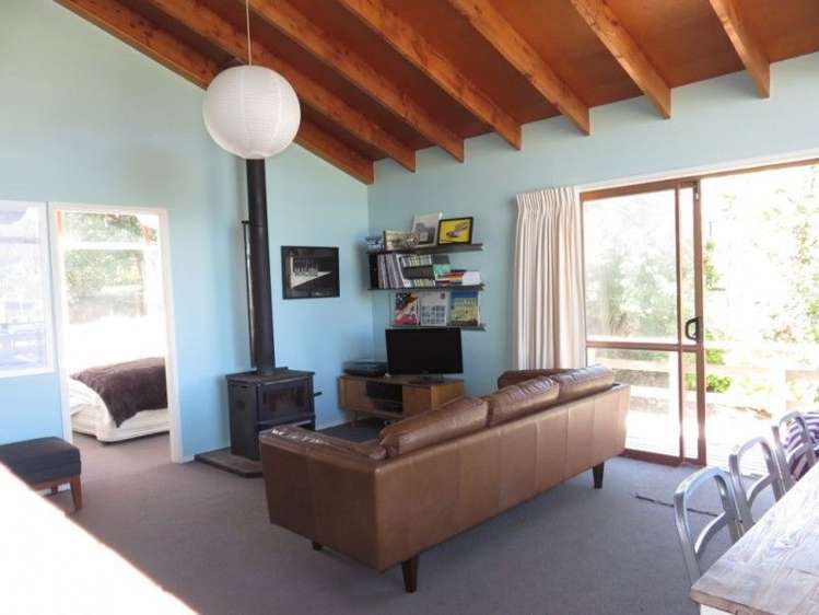 128 Bambury Place Onemana_12