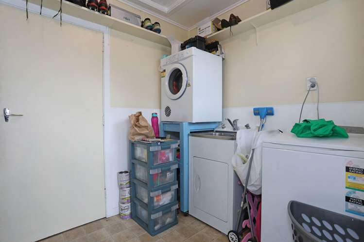 11 Ngahina Street Marton_13