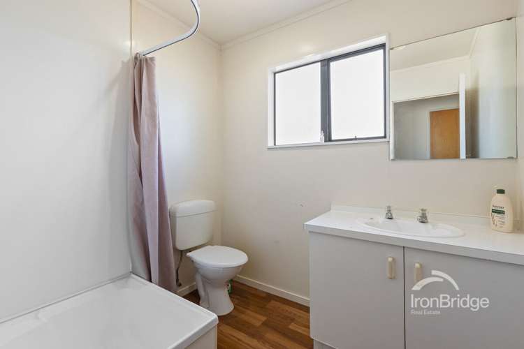 2/182 Russell Road Manurewa_11