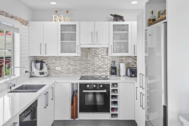 1159 Whangaparaoa Road Gulf Harbour_4