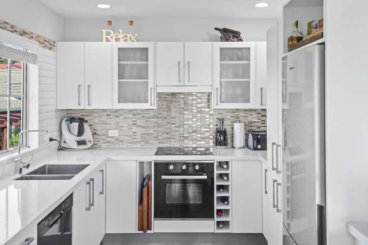 1159 Whangaparaoa Road Gulf Harbour_4