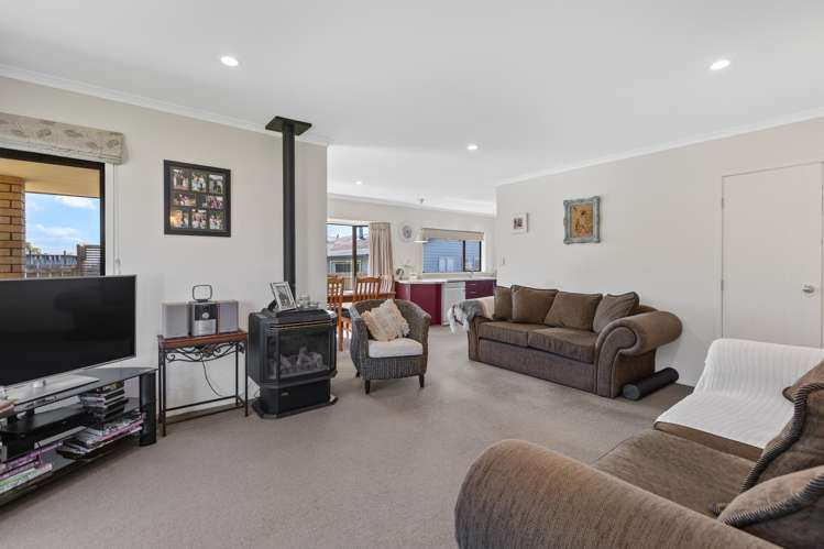 9 Bandon Grove Bell Block_5