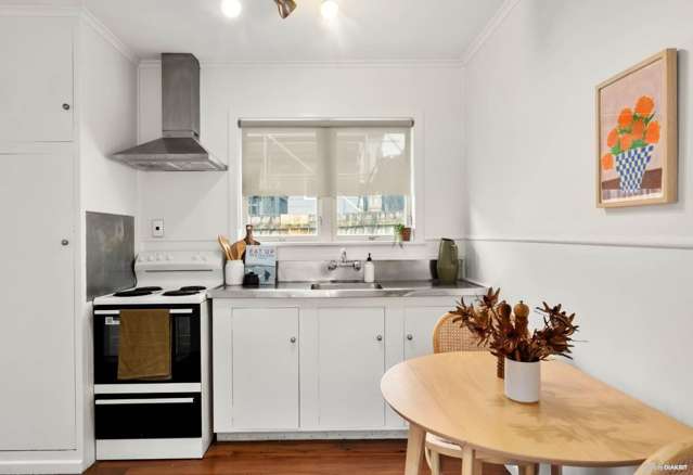 3/3 Walsall Street 10016_4