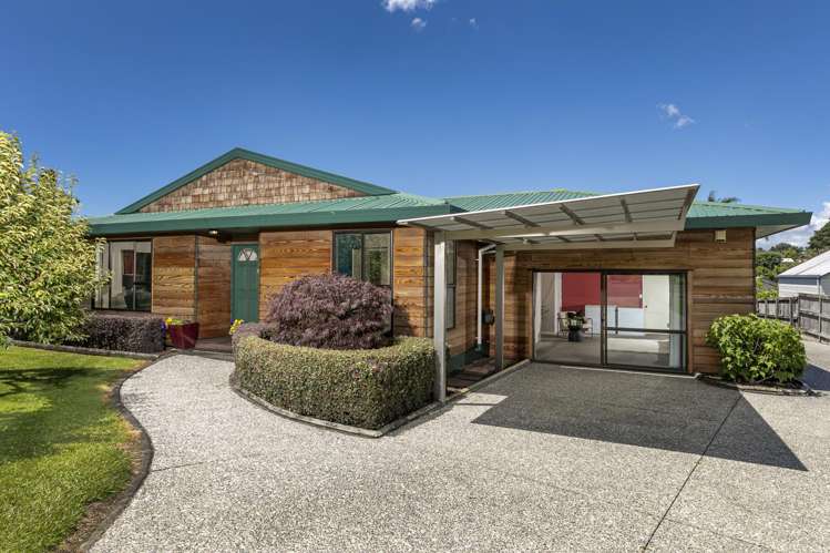 11 Windfall Grove Greenhithe_22