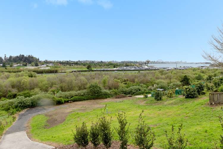 79 Sapphire Drive Hairini_12