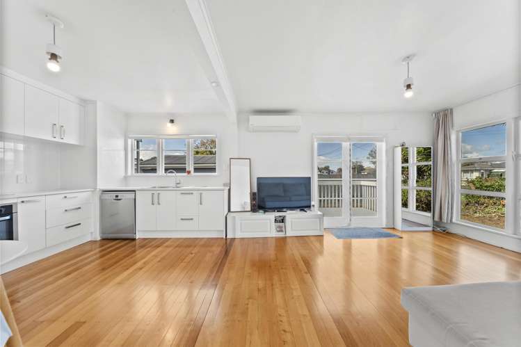 15A Walter Street Mangere East_3