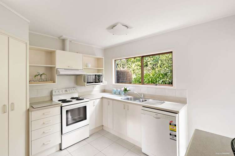 2/26 Woodside Avenue Northcote_7