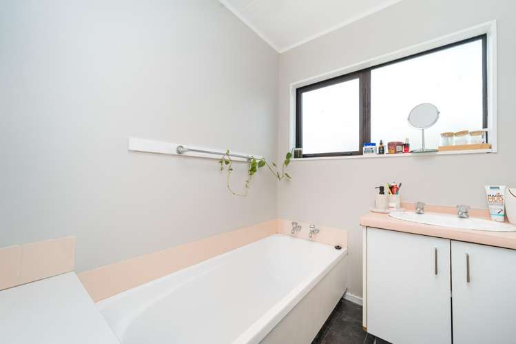 126D Ferguson Street West End_13