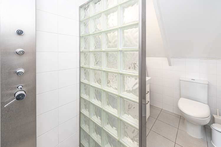 10 D'Arcy Road Bastia Hill_12