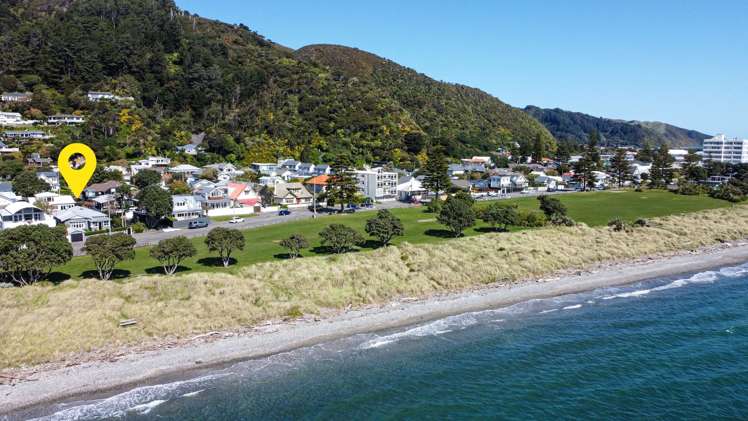 23 Marine Parade Eastbourne_31