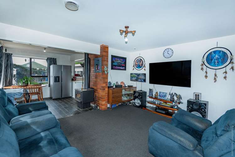 230 Shortland Street Aranui_6